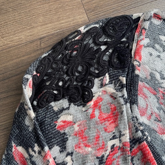 Abercrombie & Fitch Kimono - Picture 3 of 5